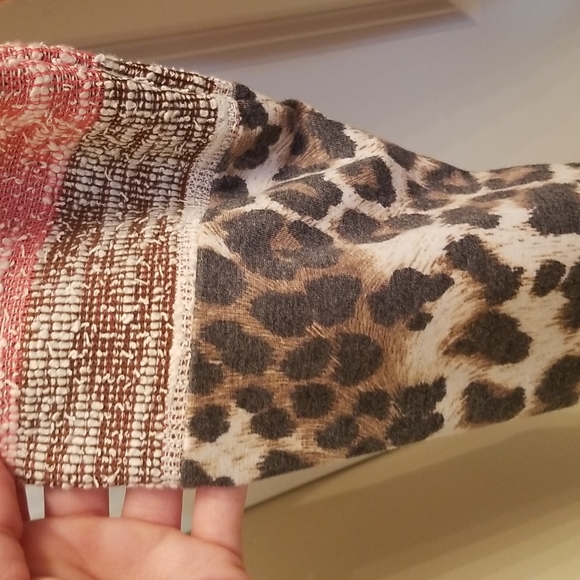 NWOT Stripe & Leopard Hoodie. XL - Picture 4 of 6